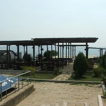 лагуна Hotel Chernomorets